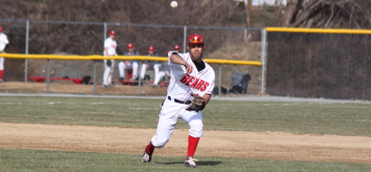 Baseball Rallies for 10-9 Walk-Off Win over Southern Maine