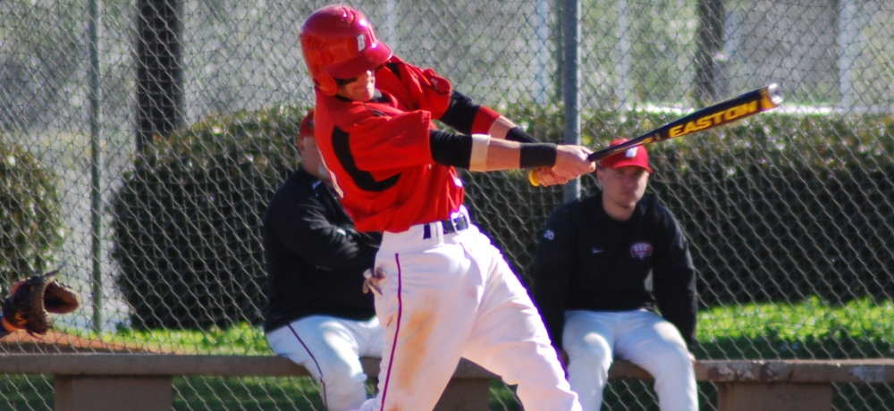 Baseball Drops Pair of Game to Salem State in MASCAC Twinbill