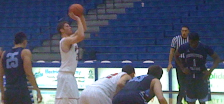 Men's Hoops Erases 15-Point Deficit to Edge Conn. College, 59-53