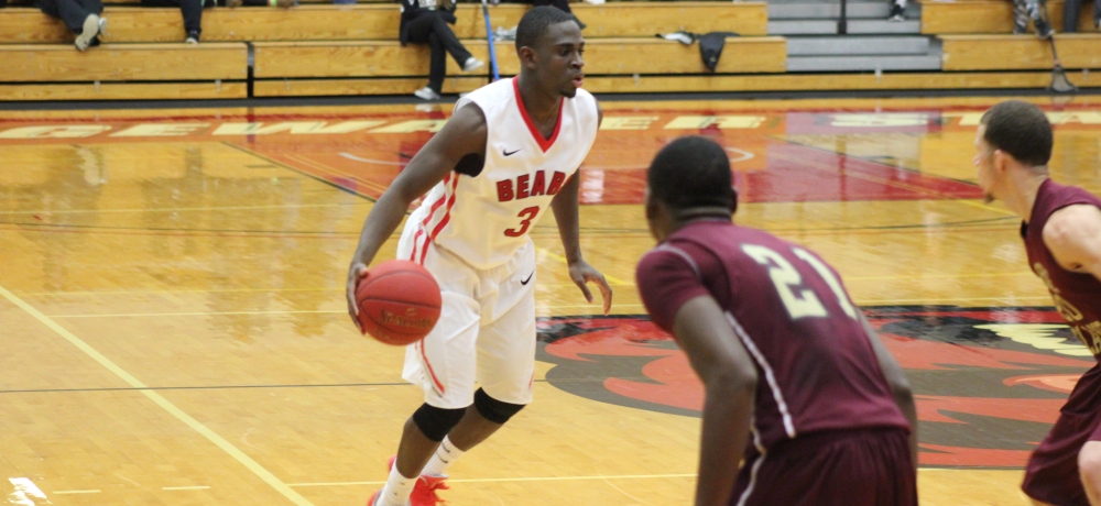 Mass, Carty Lead Men's Basketball to 67-61 Win Over RIC