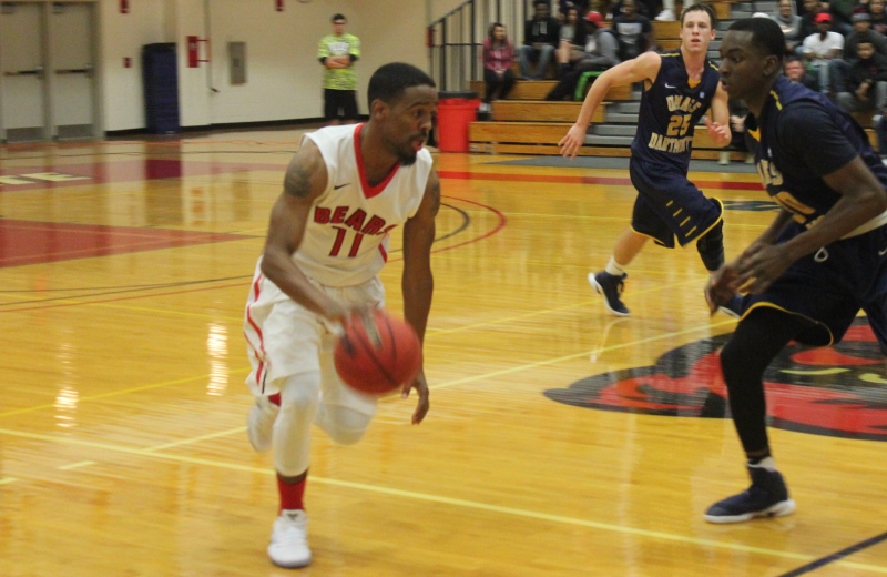 Men's Basketball Opens MASCAC Play with 76-73 Setback to Framingham