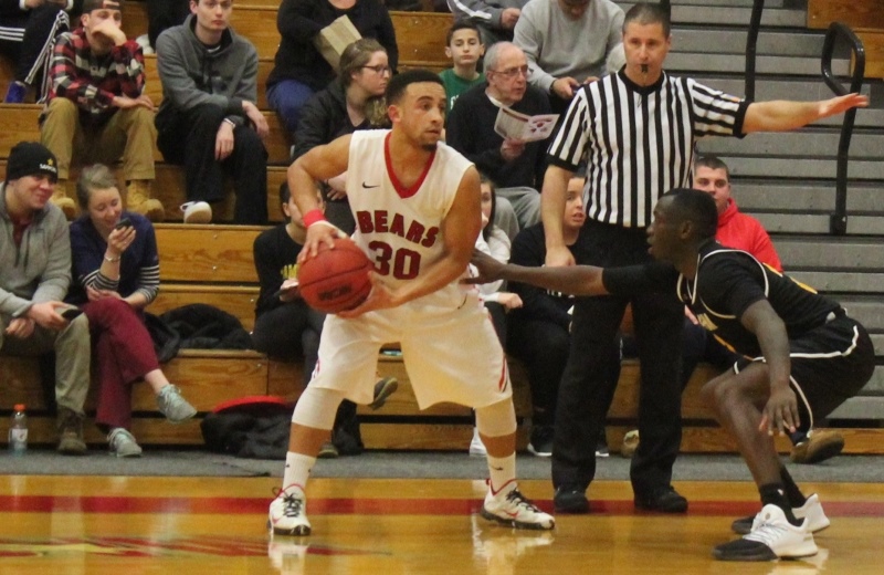 Men's Basketball Falls to SUNY Potsdam in North Country Invitational Championship Game