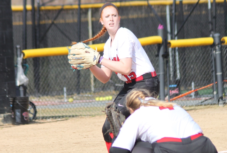 Softball Splits Pair of MASCAC Games with Framingham State