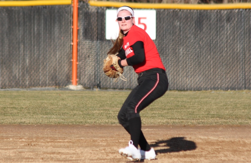Softball Falls to Heidelberg, Wittenberg at The Spring Games