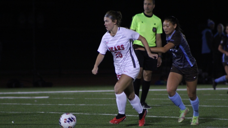 Women's Soccer Drops 4-0 Decision to Tufts