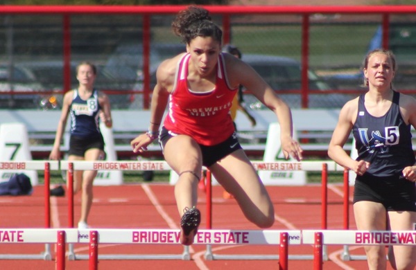 Women's Track & Field Finishes 3rd at MASCAC Championships