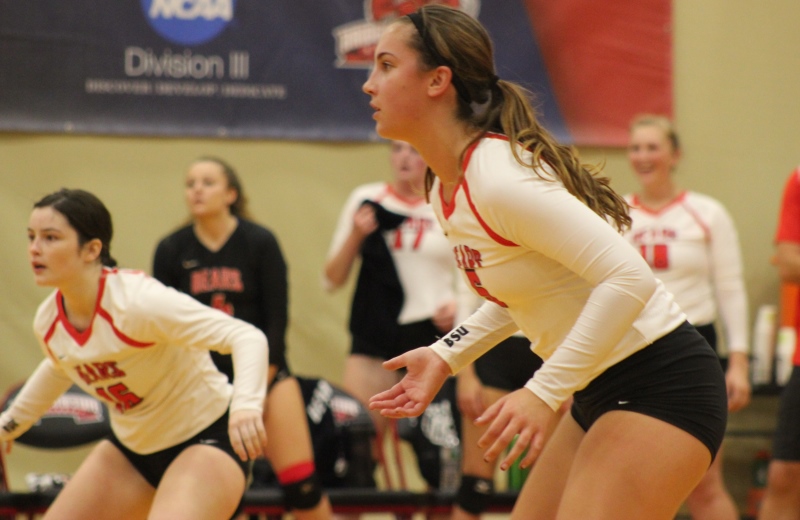 Volleyball Falls to Framingham State, 3-0