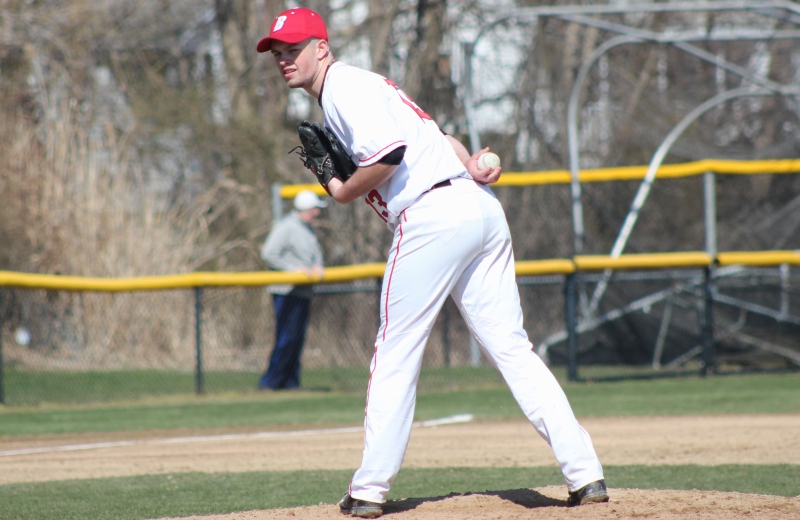Baseball Swept by Fitchburg State in MASCAC Doubleheader