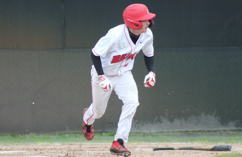 Baseball Splits MASCAC Twinbill with Westfield State