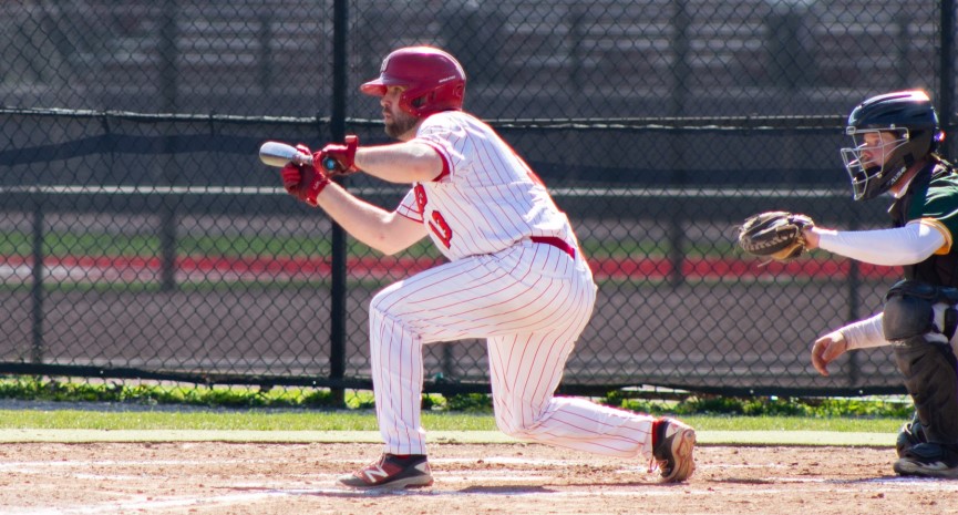 Baseball Gets Past Fitchburg State, 6-5