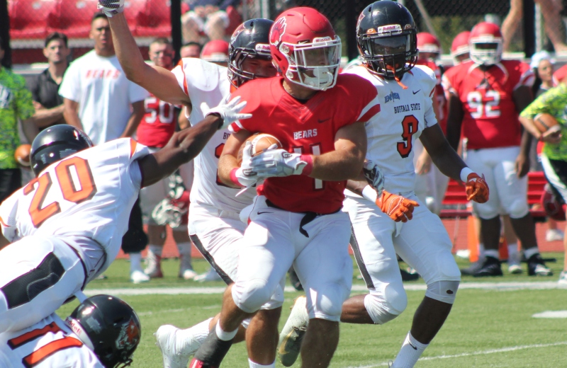 Football Opens 2018 Campaign with 30-29 Win over Buffalo State