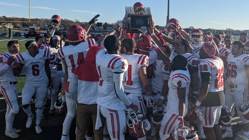 Football Captures 42nd Annual Cranberry Bowl