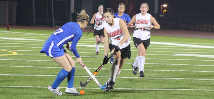 Farland, Miskiv Lead Field Hockey to 6-1 Win at Worcester State