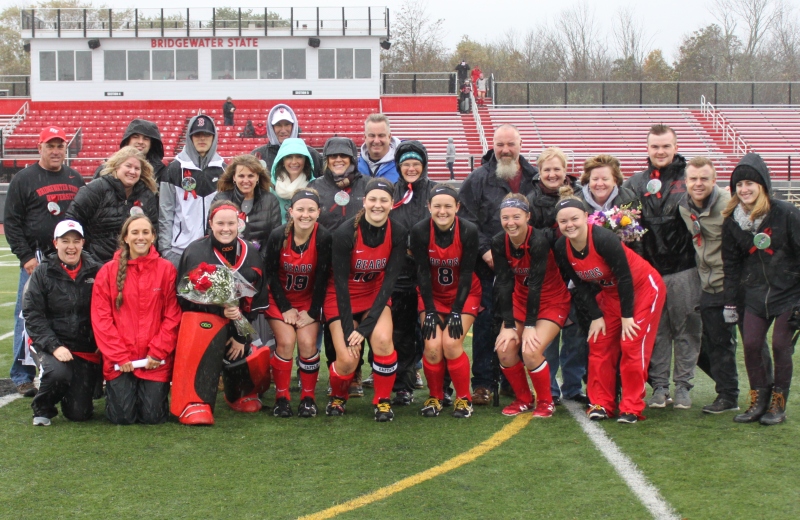 Field Hockey Drops 1-0 Decision to Southern Maine on Senior Day