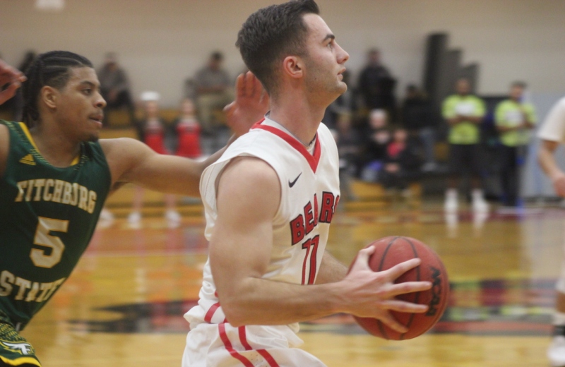 Men's Basketball Falls to Fitchburg State, 89-76