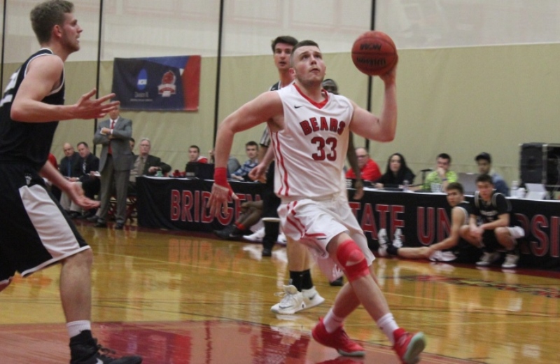 Men's Basketball Advances to North Country Invitational Title Game