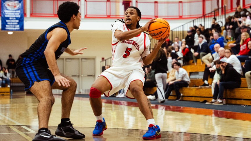 Men's Basketball Drops 86-78 Decision to Wheaton