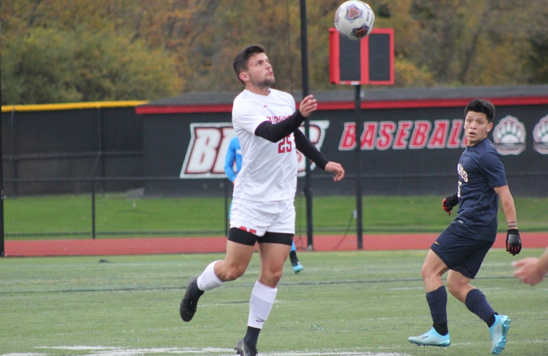 Men's Soccer Edged by Fitchburg State, 2-1
