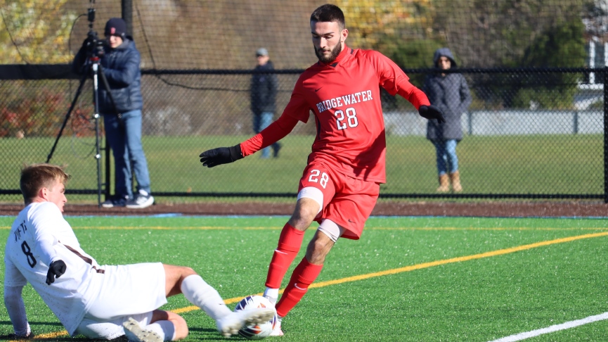 Men's Soccer Falls to #20 Tufts in NCAA Tournament Opening Round