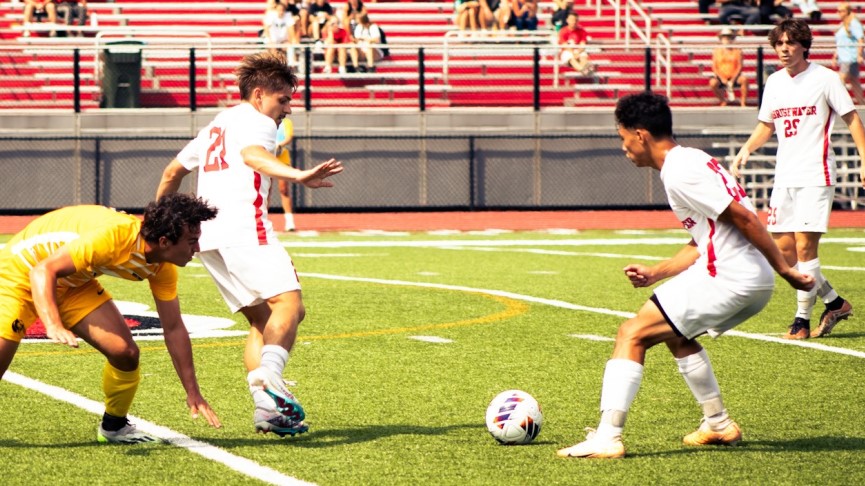 Men's Soccer Posts 5-1 Win Over Wentworth