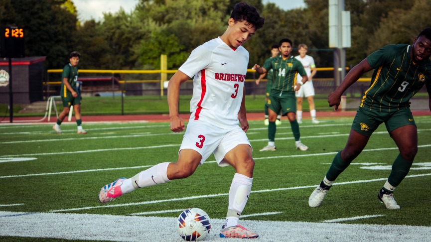 Men's Soccer Blanks Fitchburg State, 2-0