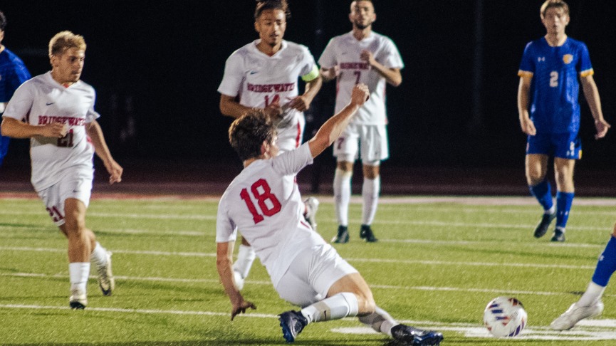 Men's Soccer Drops 2-0 Decision to Brandeis