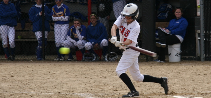 Softball Sweep Worcester State in MASCAC Twinbill
