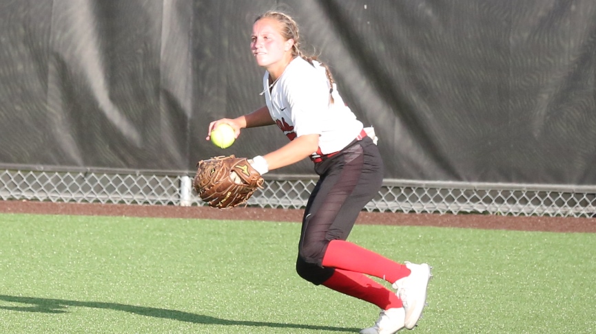 Softball Eliminated at Seguin Regional with 8-5 Setback to Cedar Crest