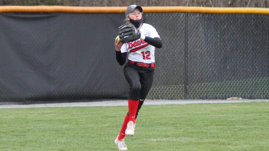 Softball Sweeps Westfield State