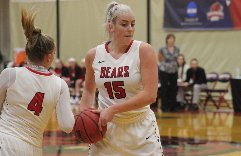 Women's Basketball Holds Off Fitchburg State, 71-65