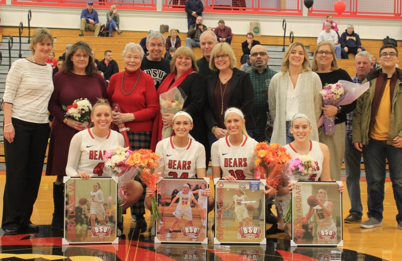 Women's Basketball Posts 89-61 Senior Day Win over Fitchburg