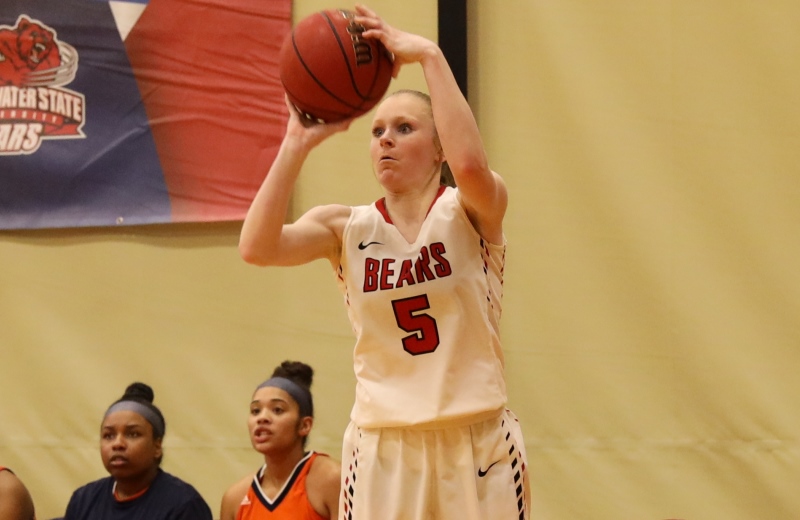 Women's Basketball Edged by Westfield State In Overtime, 97-95