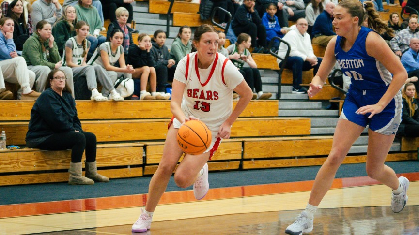 Women's Basketball Downs Wheaton, 67-54, in Casey's 700th Game