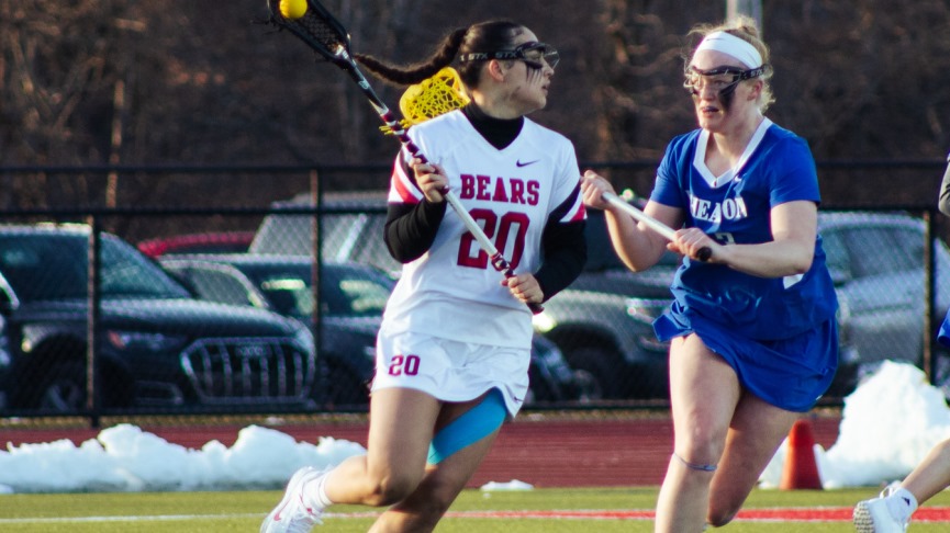 Gonsalves, McIntyre, Sylvia Lead Women's Lacrosse to 13-8 Win Over UNE