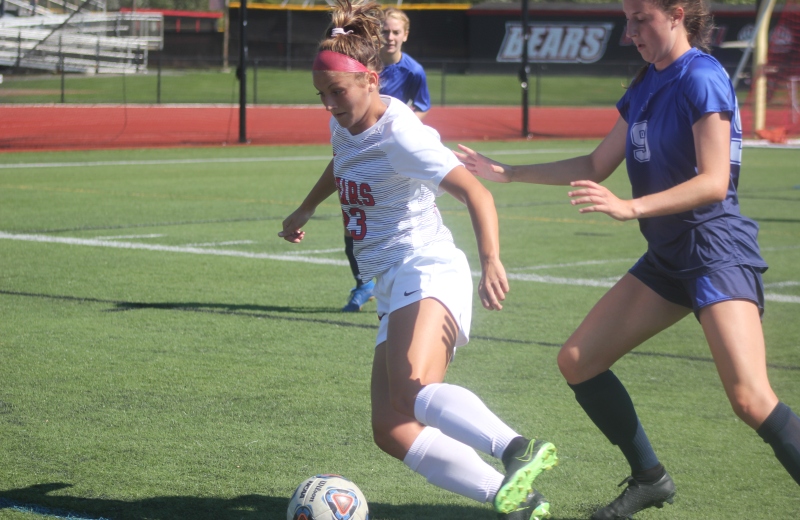 Women's Soccer Drops 4-1 Decision to Westfield