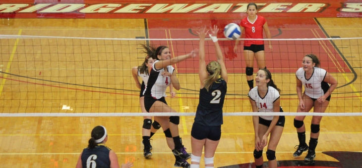 Volleyball Posts 3-0 MASCAC Win over MCLA