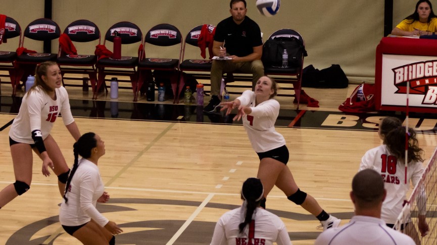 Volleyball Drops 3-0 Decision to Regis at Bonnie May Invitational