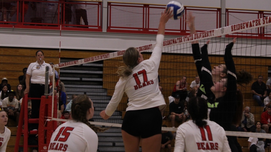 Volleyball Sweeps Fitchburg State, 3-0