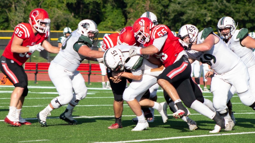 Football Holds Off Plymouth State, 27-24