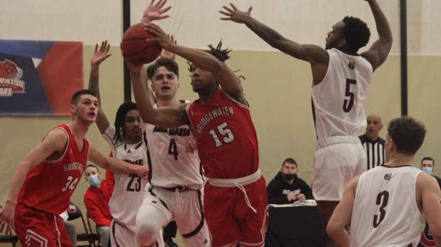 Men's Basketball Falls to Anna Maria, 98-85, in Cave Classic Consolation