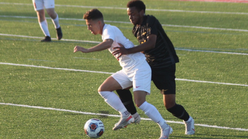 Men's Soccer Drops 4-0 Decision to RWU