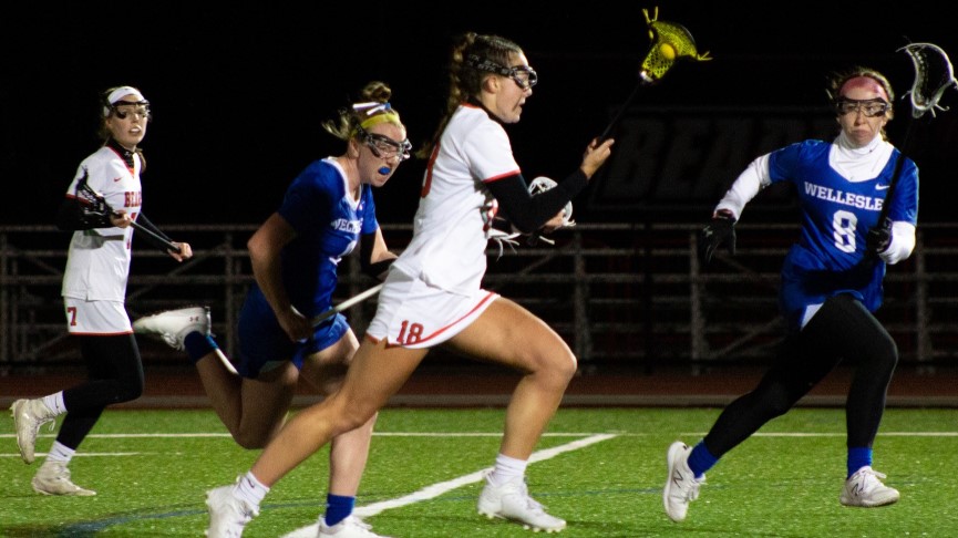 Woman's Lacrosse Holds Off Wellesley, 11-8