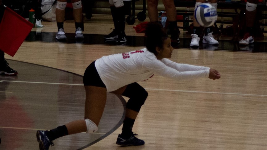 Volleyball Drops 3-1 Decision to MCLA in MASCAC Quarterfinals
